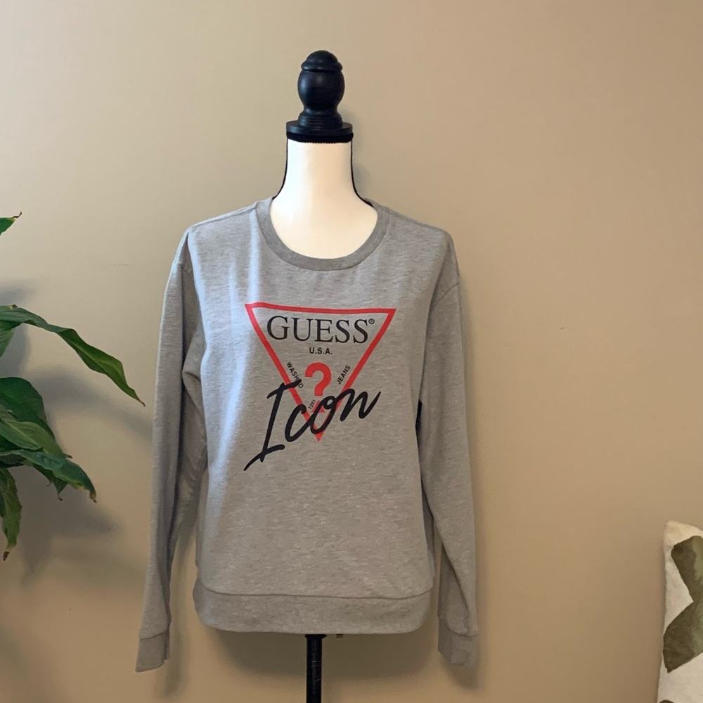 D O N A T E D 
GUESS Women's Gray Icon Sweater sz sm euc B61